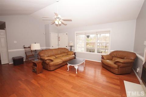 112 Aster Dr, Garner, NC 27529 photo 5