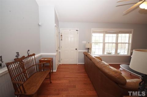 112 Aster Dr, Garner, NC 27529 photo 2