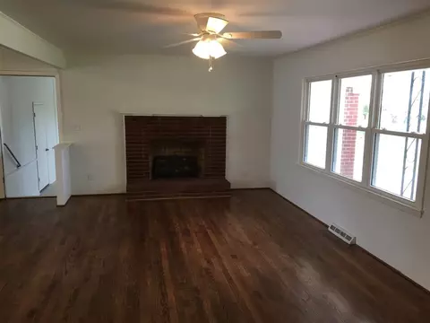 306 Butch St, Erwin, NC 28339 photo 2
