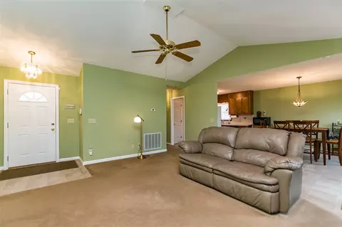 413 Danielle Dr, Garner, NC 27529 photo 5