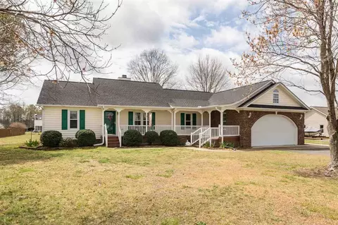 3013 Austin Dr, Garner, NC 27529 photo 1