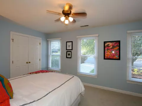 10 Leeward Ct, Durham, NC 27713 photo 9