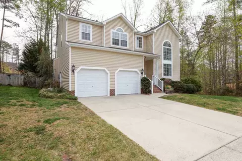 1075 Torrence Dr, Apex, NC 27502 photo 2