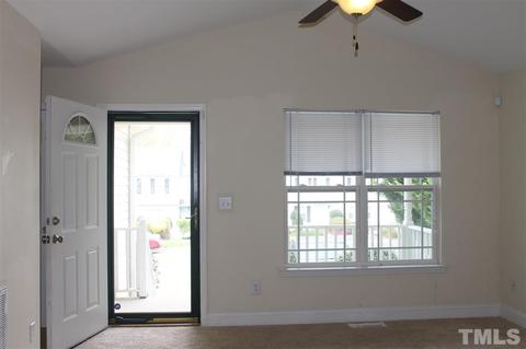 511 Finley St, Durham, NC 27705 photo 4