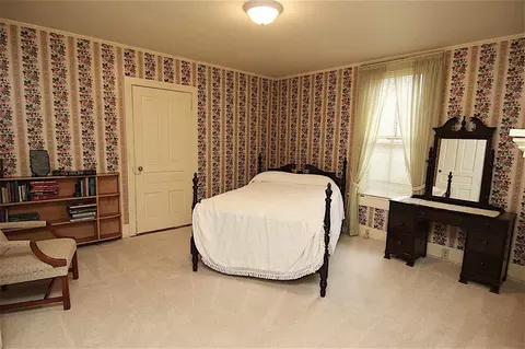 101 W Davis St, Smithfield, NC 27577 photo 9