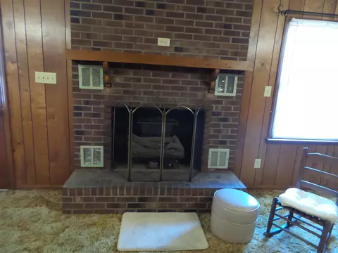 432 Old Lee Rd, Willow Spring, NC 27592 photo 4