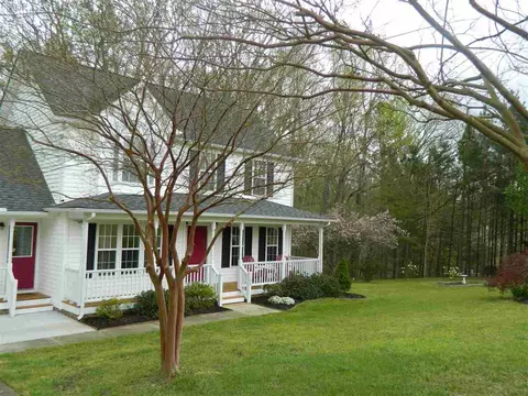 108 Huckleberry Ct, Willow Spring, NC 27592 photo 3