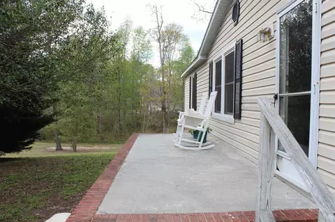 71 Brant Ln, Coats, NC 27521 photo 2