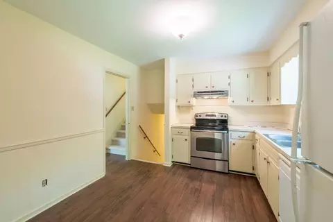 6809 Electra Dr, Raleigh, NC 27607 photo 7