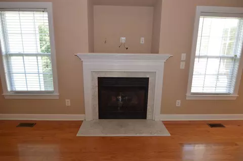104 Shepherd Dr, Benson, NC 27504 photo 5