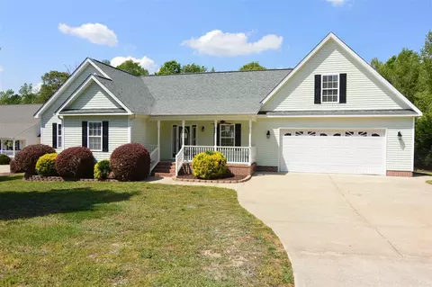 104 Shepherd Dr, Benson, NC 27504 photo 1