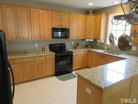 8405 Bratt Ave, Wake Forest, NC 27587 photo 9