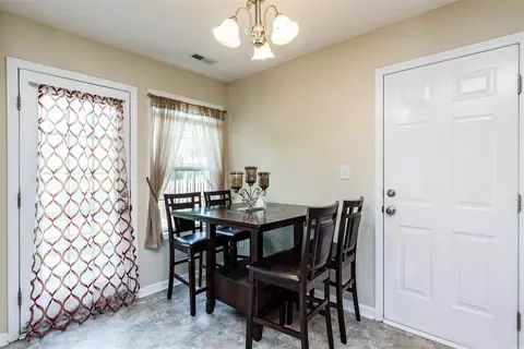 1301 Laurel Meadows Dr, Durham, NC 27704 photo 12