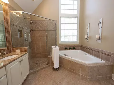 4 Chevoit Ct, Durham, NC 27712 photo 17