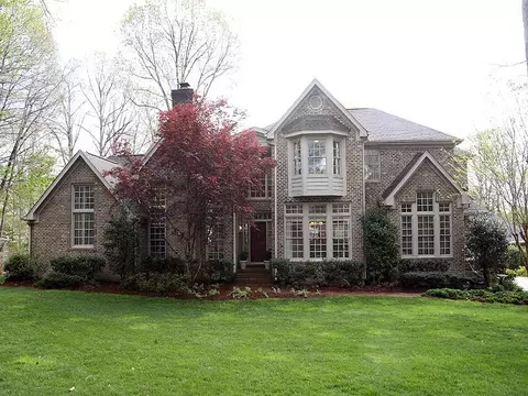 4 Chevoit Ct, Durham, NC 27712 photo 2