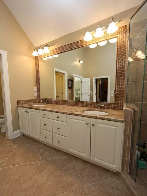 4 Chevoit Ct, Durham, NC 27712 photo 18