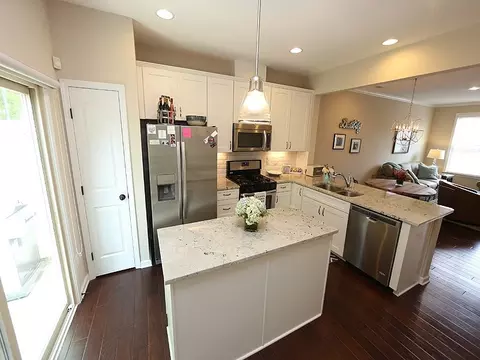 132 Constitution Dr, Durham, NC 27705 photo 6