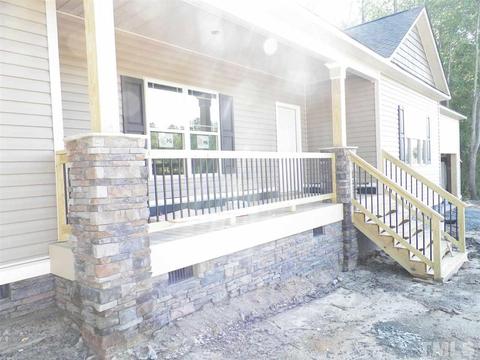 744 W Watson Rd, Benson, NC 27504 photo 3