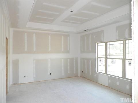 744 W Watson Rd, Benson, NC 27504 photo 8