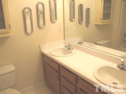 541 Avery St, Garner, NC 27529 photo 10