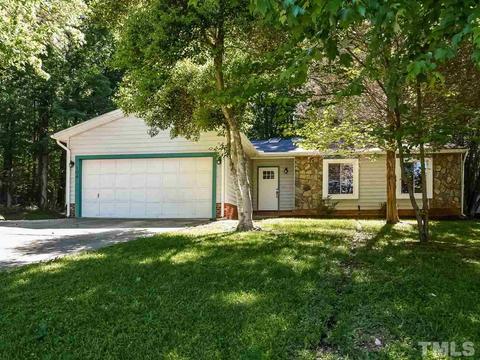 104 E Charing Cross Ct, Cary, NC 27513 photo 1