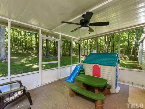 104 E Charing Cross Ct, Cary, NC 27513 photo 16