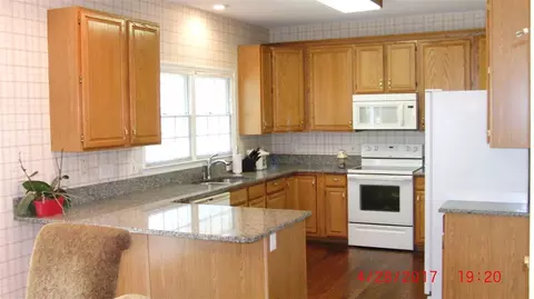 219 Covington Sq, Cary, NC 27513 photo 12