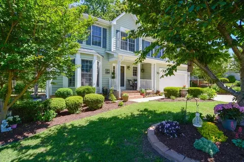 2305 Maplegreen Ln, Apex, NC 27502 photo 1