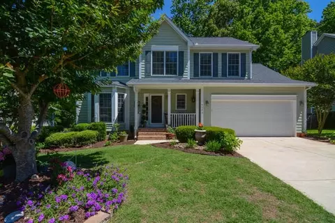 2305 Maplegreen Ln, Apex, NC 27502 photo 2