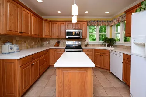 7 Waterview Ct, Durham, NC 27703 photo 7