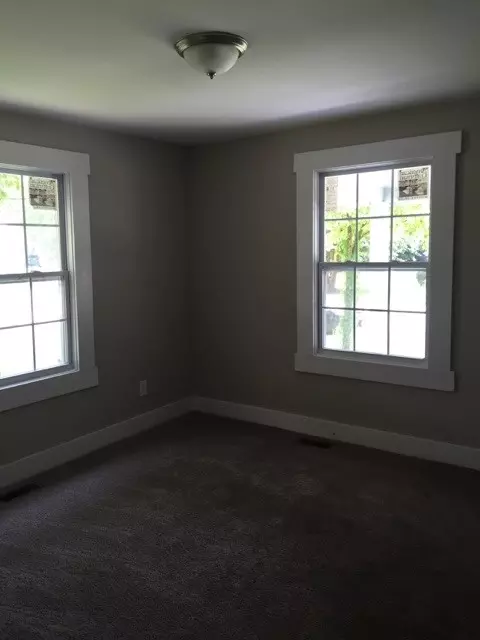 501 E Holmes St, Benson, NC 27504 photo 14