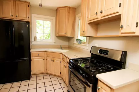 103 E Riverside Dr, Smithfield, NC 27577 photo 8