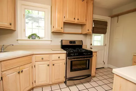 103 E Riverside Dr, Smithfield, NC 27577 photo 10