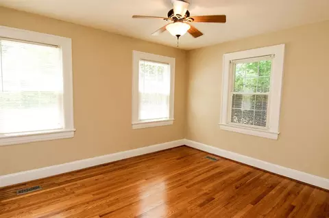 103 E Riverside Dr, Smithfield, NC 27577 photo 12