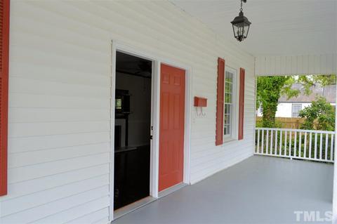 212 E Rose St, Smithfield, NC 27577 photo 2