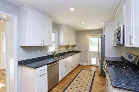 920 Dixie Trl, Raleigh, NC 27607 photo 7