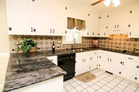 25 Eden Dr, Smithfield, NC 27577 photo 8