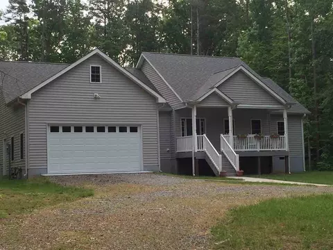 89 Capps Cove Rd, Buffalo Junction, VA 24529 photo 1