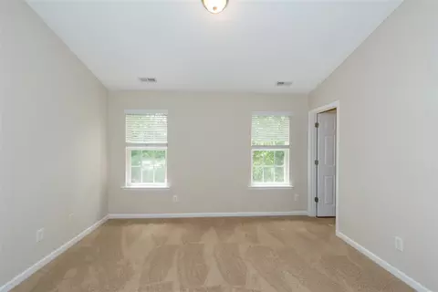 12 Sharpstone Ln, Durham, NC 27703 photo 9