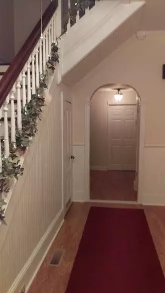 204 E Main St, Micro, NC 27555 photo 4