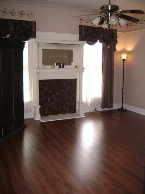 204 E Main St, Micro, NC 27555 photo 12