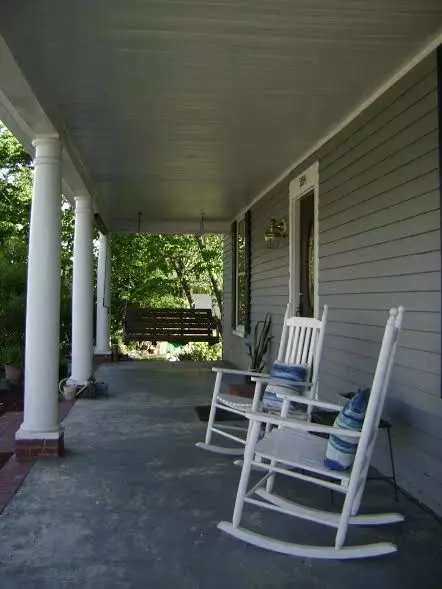 204 E Main St, Micro, NC 27555 photo 2