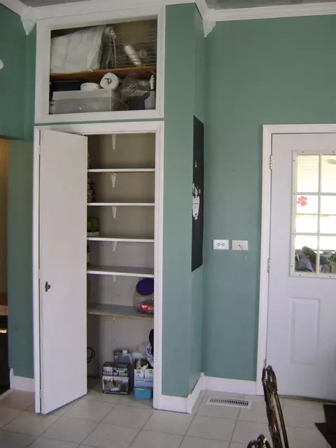 204 E Main St, Micro, NC 27555 photo 9