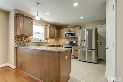 178 Waters Edge Dr, Erwin, NC 28339 photo 10
