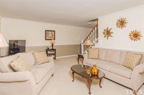 163 Clancy Cir, Cary, NC 27511 photo 3