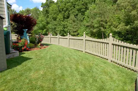 426 Glenview Ln, Durham, NC 27703 photo 21