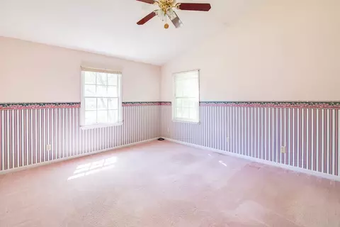 5707 Hadrian Dr, Durham, NC 27703 photo 15