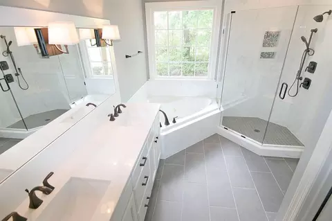1717 Trinity, Raleigh, NC 27607 photo 3