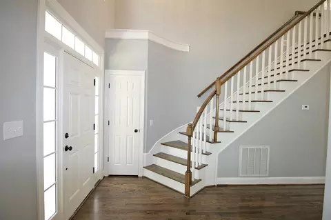 1717 Trinity, Raleigh, NC 27607 photo 9