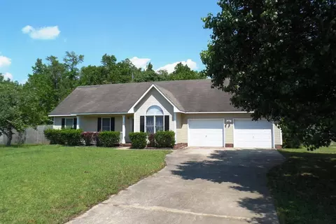 400 Riverwind Dr, Spring Lake, NC 28390 photo 1